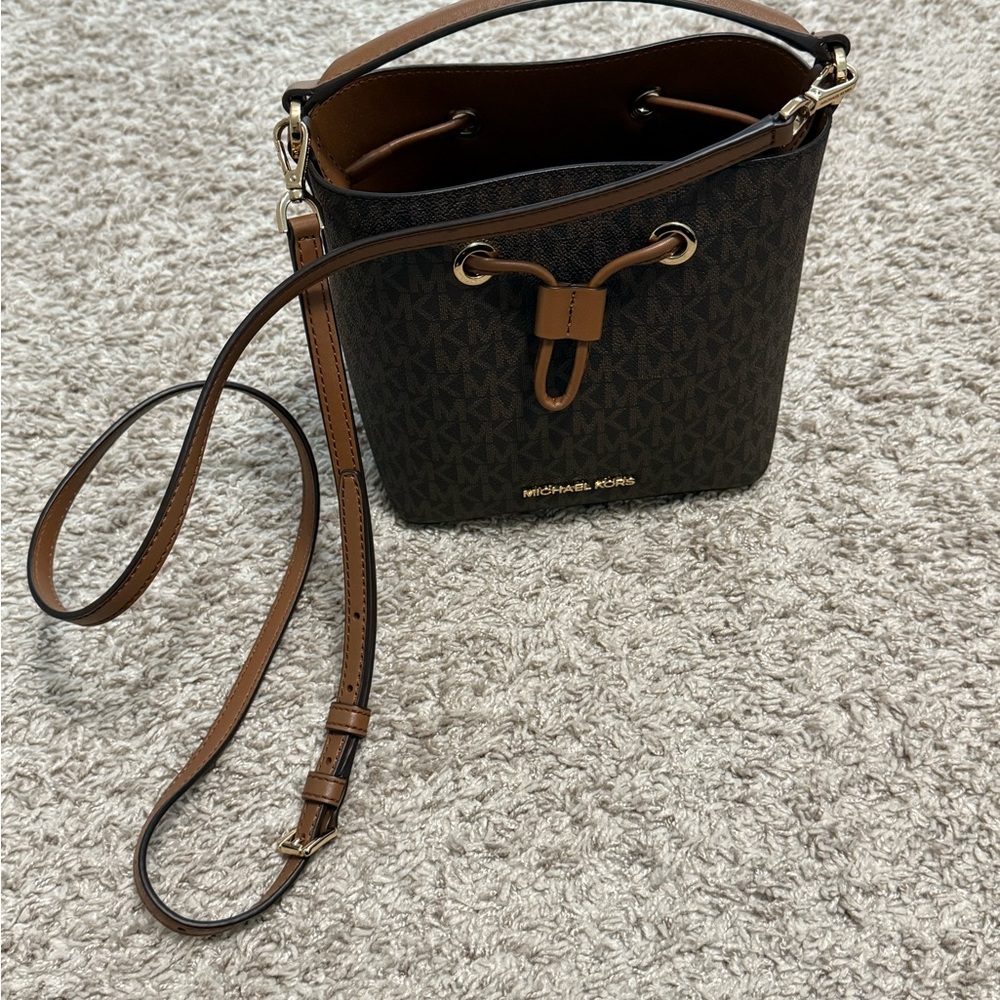 Michael Kors Brown Bucket Bag
